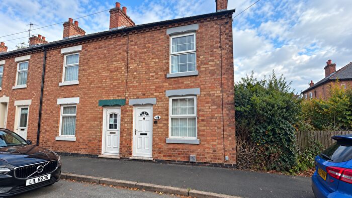 2 Bedroom End Of Terrace House To Rent In Dover Road, Burton Upon Trent, Staffordshire, DE13