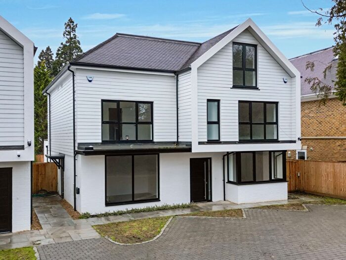 3 Bedroom Semi Detached House For Sale In Stevens Lane, Claygate, KT10