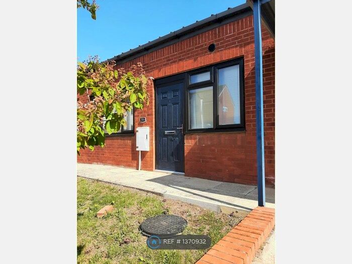 1 Bedroom Flat To Rent In Wolverton, Wolverton Mill, Milton Keynes, MK12