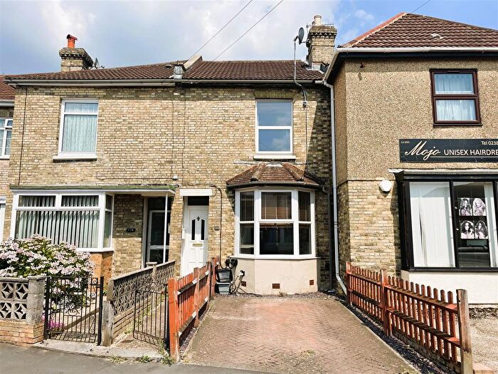 3 Bedroom Terraced House To Rent In Foundry Lane, Southampton, SO15