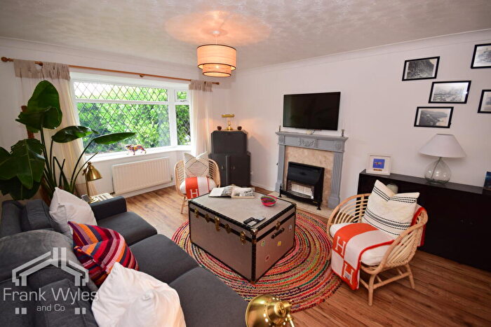3 Bedroom Bungalow For Sale In Anchor Way Lytham St Annes Lancashire, FY8