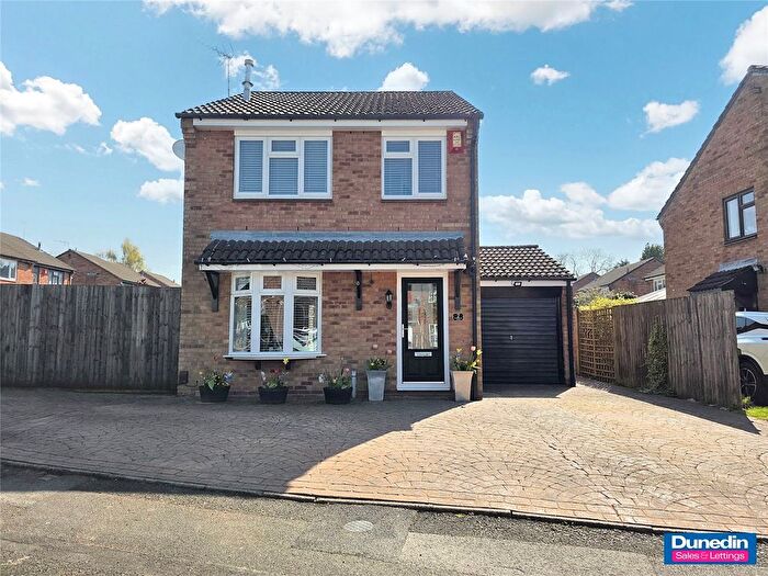 3 Bedroom Detached House For Sale In Waterhaynes Close, Rubery, Birmingham, B45