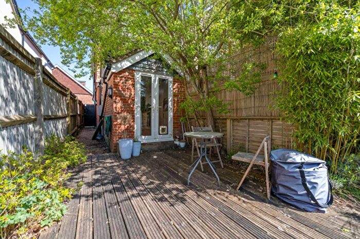 3 Bedroom Semi-Detached House For Sale In Headley Road, Grayshott, GU26