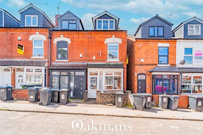 6 Bedroom House To Rent In Hubert Road, Birmingham, West Midlands, B29