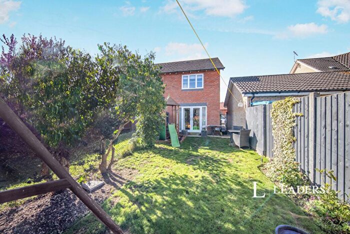 2 Bedroom End Of Terrace House To Rent In Harrier Close, IP3