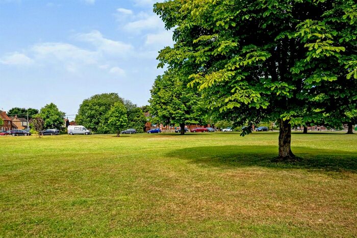 2 Bedroom Cottage For Sale In The Common, Stokenchurch, High Wycombe, HP14