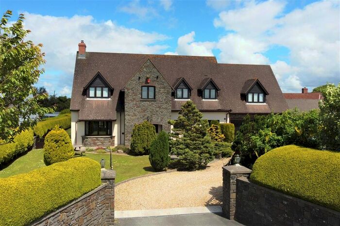 6 Bedroom Detached House For Sale In Brickhurst Park, Johnston, Haverfordwest, SA62