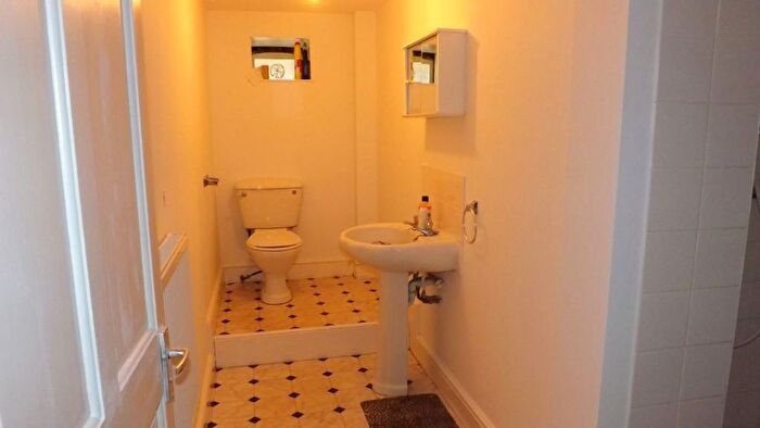 2 Bedroom Flat To Rent In Granville Road, Broadstairs, CT10