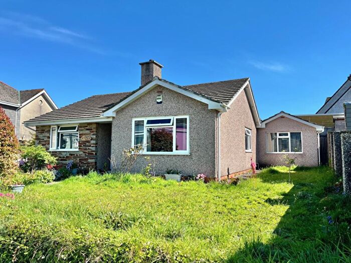4 Bedroom Detached Bungalow For Sale In Tavistock Road, Callington, PL17