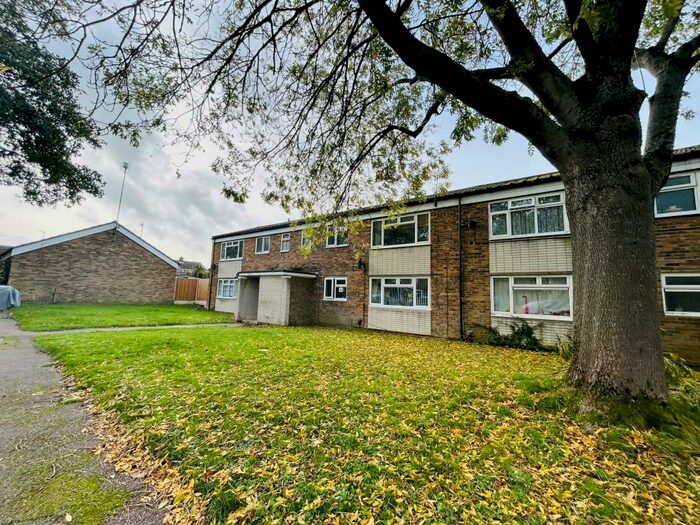 1 Bedroom Flat To Rent In Furnace Green, RH10