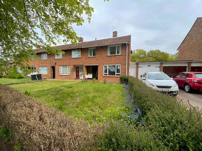 3 Bedroom House To Rent In Bennetts End Road, Hemel Hempstead, HP3