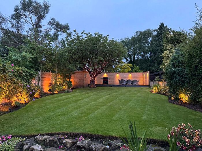 4 Bedroom Detached House For Sale In Seal Road, Bramhall, Stockport, SK7