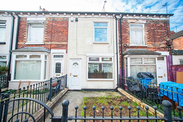 2 Bedroom Terraced House To Rent In De La Pole Avenue, Kingston Upon Hull, HU3