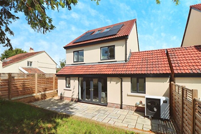 4 Bedroom Detached House For Sale In The Common, Patchway, Bristols On, Gloucestershire, BS34