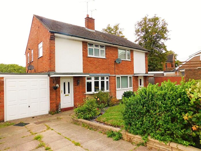 3 Bedroom Semi-detached House To Rent In Farmdown Road, Stafford, ST17