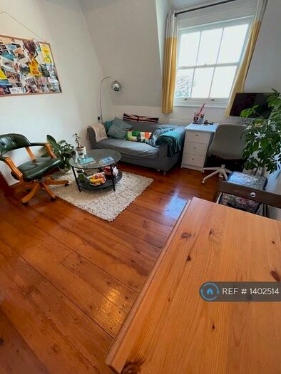 1 Bedroom Flat To Rent In Arlington Road, London, NW1