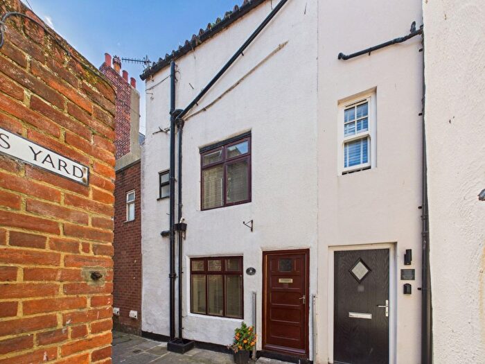 2 Bedroom Cottage For Sale In Quay Cottage, Loggerheads Yard, Whitby, YO21