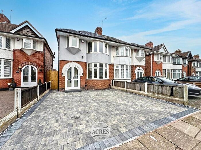 3 Bedroom Semi Detached House For Sale In Glendower Road, Perry Barr, Birmingham, B42