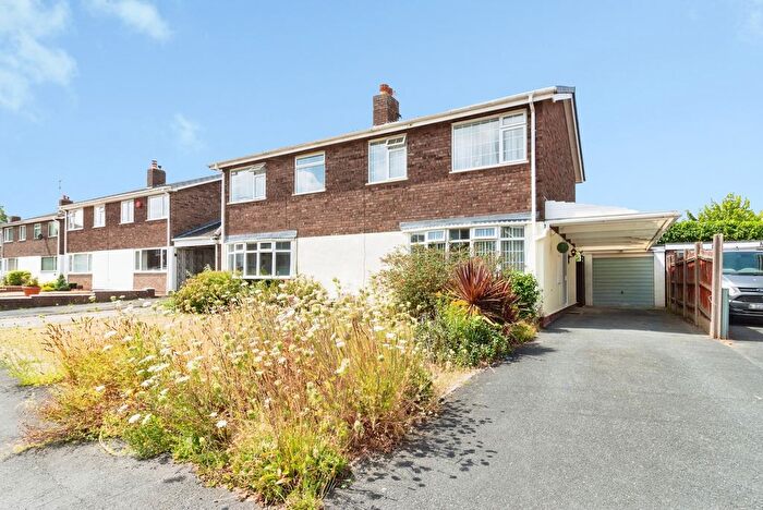3 Bedroom Semi-Detached House For Sale In Appledore Gardens, Wellington, Telford, Shropshire, TF1