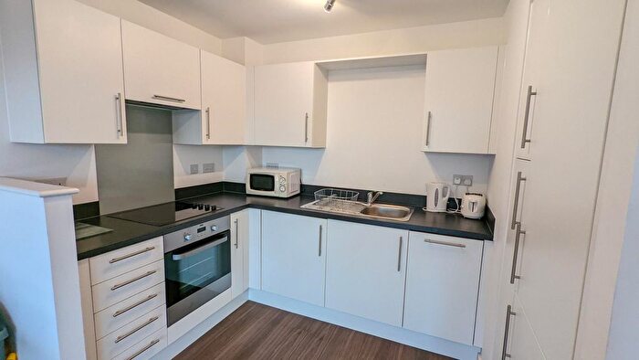 1 Bedroom Flat To Rent In Crown Amp; Anchor House, Bristol, BS2