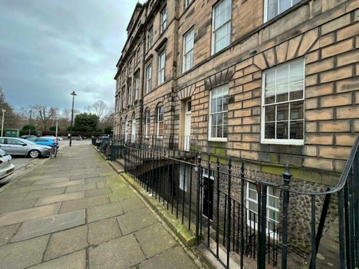 2 Bedroom Flat To Rent In Great King Street, New Town, Edinburgh, EH3