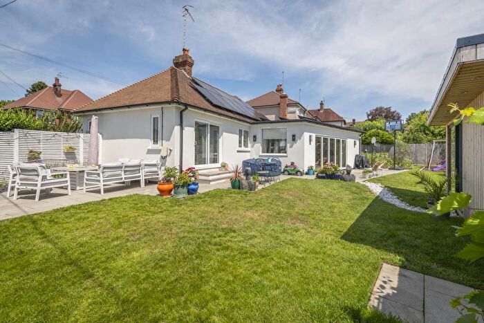 3 Bedroom Detached Bungalow For Sale In Doric Avenue, Southborough, Tunbridge Wells, TN4