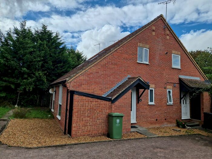 1 Bedroom Maisonette To Rent In Hillcrest, Bar Hill, CB23