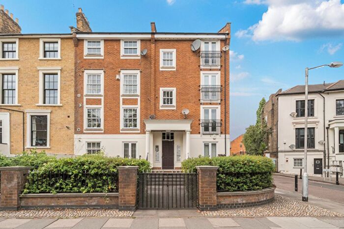 1 Bedroom Flat To Rent In Moriatry Close, London, N7