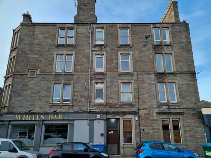 2 Bedroom Flat To Rent In Clepington Road, Dundee, DD3