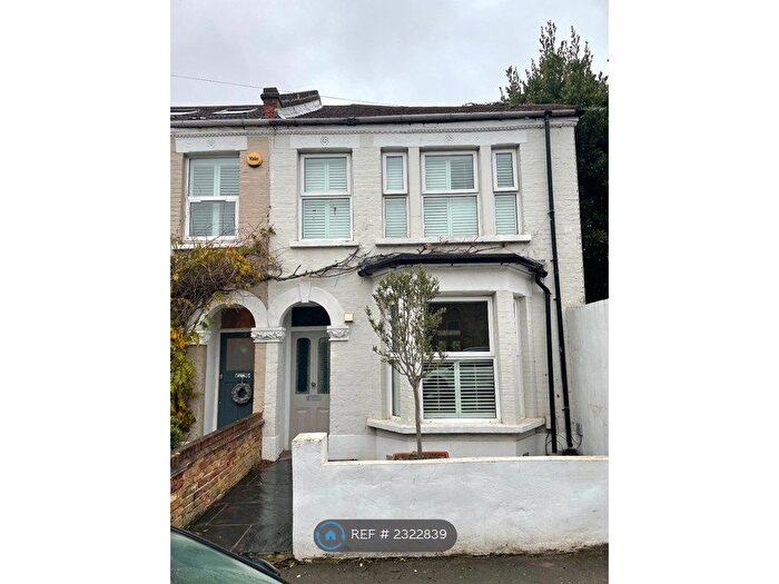 3 Bedroom Terraced House To Rent In Natal Road, London, SW16