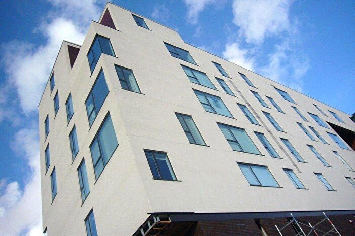 2 Bedroom Apartment To Rent In Loom Street, Manchester, Greater Manchester, M4