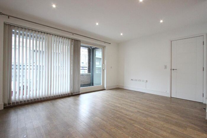 1 Bedroom Flat To Rent In Jacks Farm Way, Waltham Forest, London, E4
