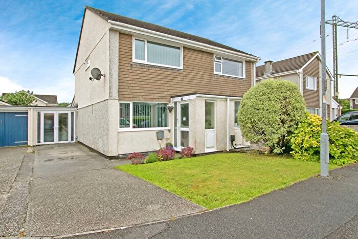 2 Bedroom Semi-Detached House For Sale In Threemilestone, Truro, TR3