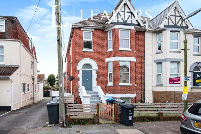 2 Bedroom Flat To Rent In Westby Road, BH5