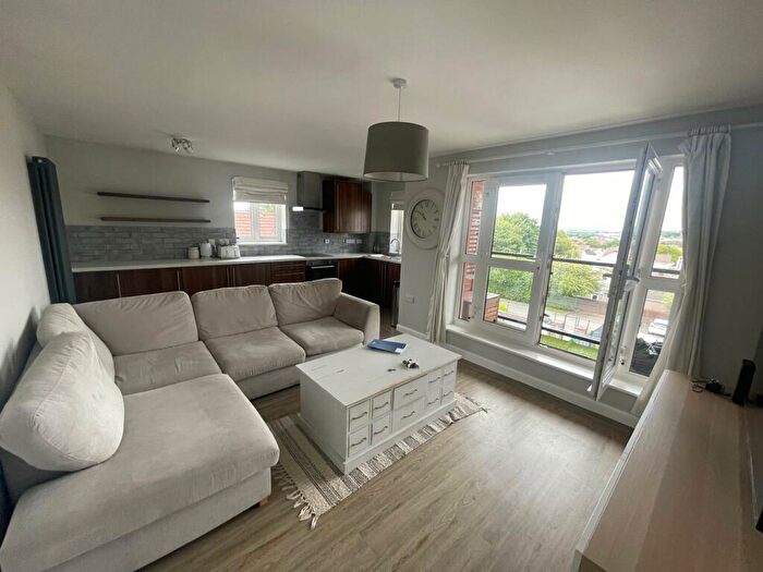 2 Bedroom Flat To Rent In Heol Cae Tynewydd, Loughor, Swansea, SA4