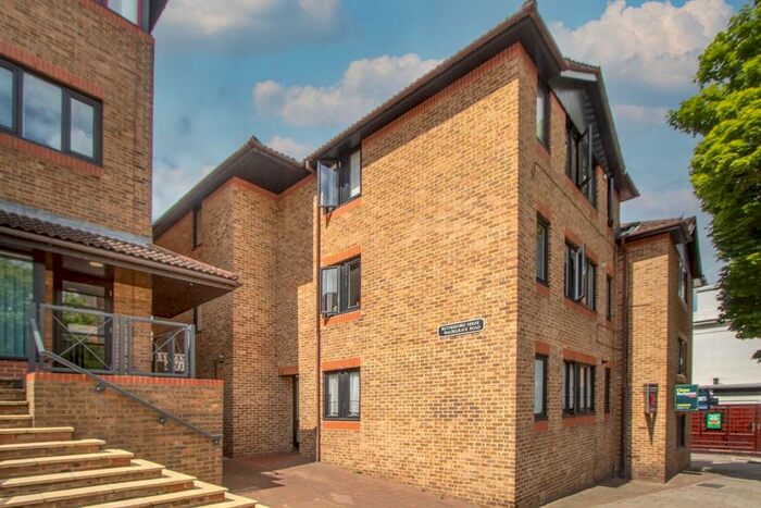 1 Bedroom Flat To Rent In Waldegrave Road, Teddington, TW11