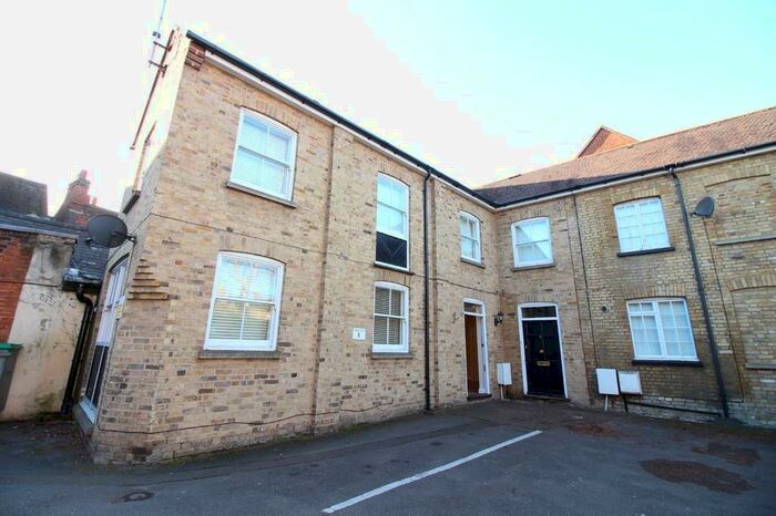 1 Bedroom Apartment To Rent In Old Cross, Hertford, SG14
