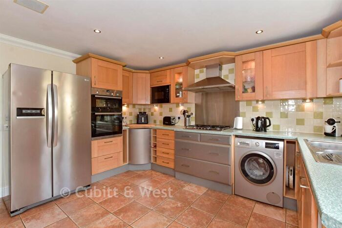4 Bedroom Town House For Sale In Cobbetts Mews, Pulborough, West Sussex, RH20