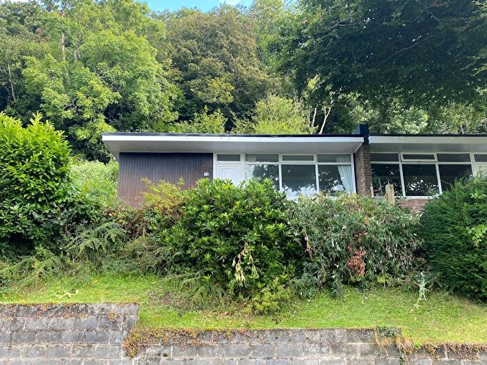 2 Bedroom Mobile/park Home For Sale In Bryncrug, Bryncrug, LL36