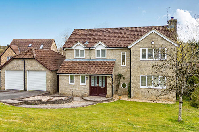 4 Bedroom Detached House For Sale In Claremont Gardens, Hallatrow, BS39