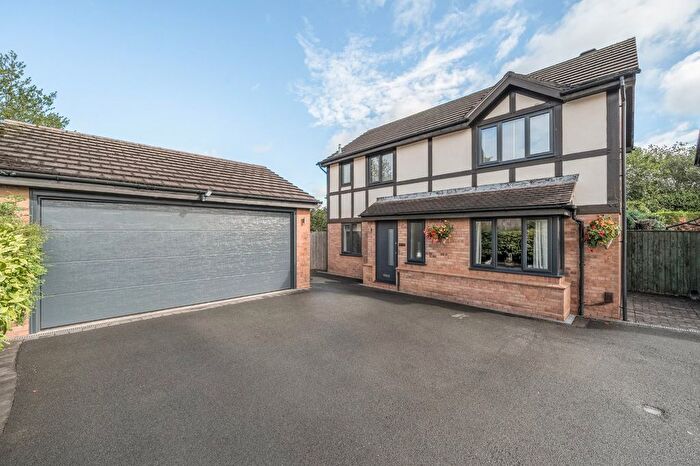 4 Bedroom Detached House For Sale In Pytman Drive, Sutton Coldfield, West Midlands, B76