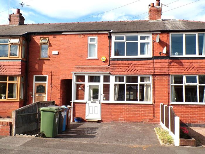3 Bedroom Semi-Detached House For Sale In Clifton Street, Failsworth, Manchester, M35