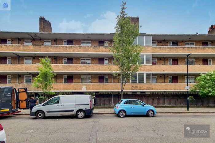 Studio To Rent In Wootton Street, London, SE1