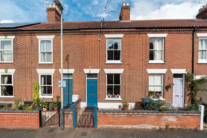 2 Bedroom Terraced House For Sale In Hill Street, Norwich, NR2