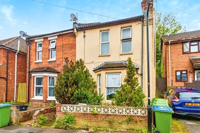 3 Bedroom Property To Rent In Earls Road, Southampton, SO14