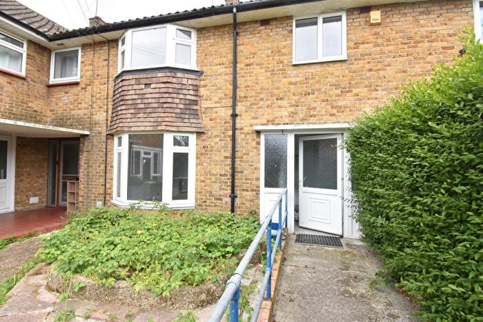 3 Bedroom Terraced House To Rent In Bedroom Terraced House In Shoeburyness, SS3