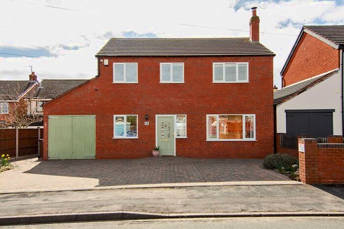 3 Bedroom Detached House To Rent In Deer Close, Norton Canes, Cannock, WS11