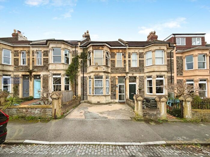 3 Bedroom Terraced House For Sale In Haverstock Road, Bristol, BS4