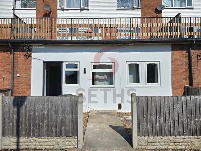 2 Bedroom Flat To Rent In Whitwick Way, Fosse, Leicester, LE3