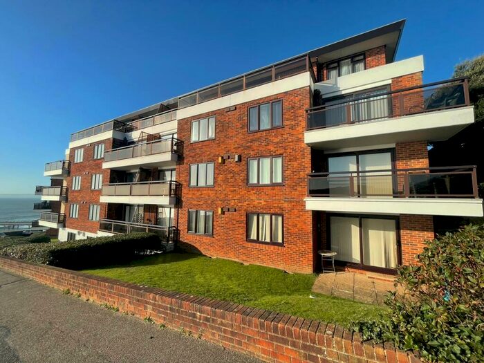 2 Bedroom Apartment To Rent In The Marina, Bournemouth, BH5